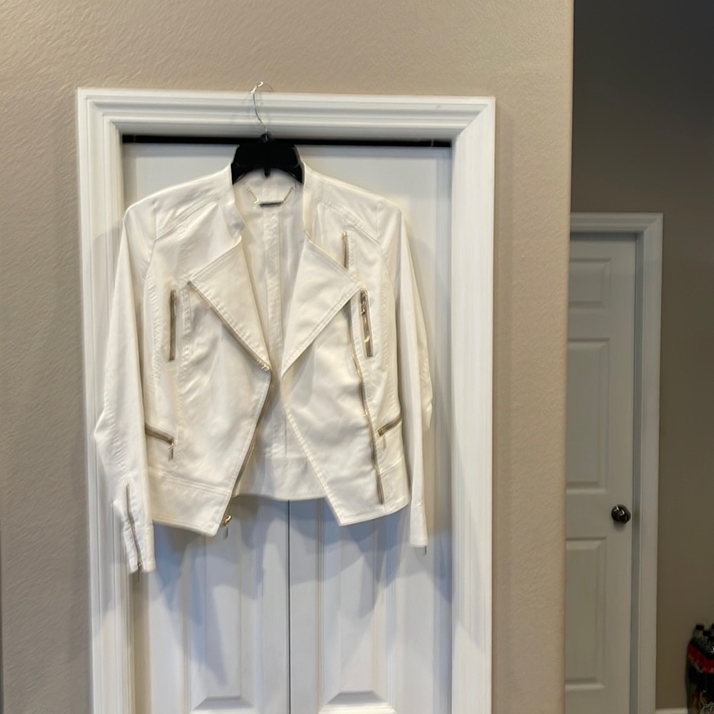 BHWM white faux leather fitted  jacket. New with tags.  Very classy look.